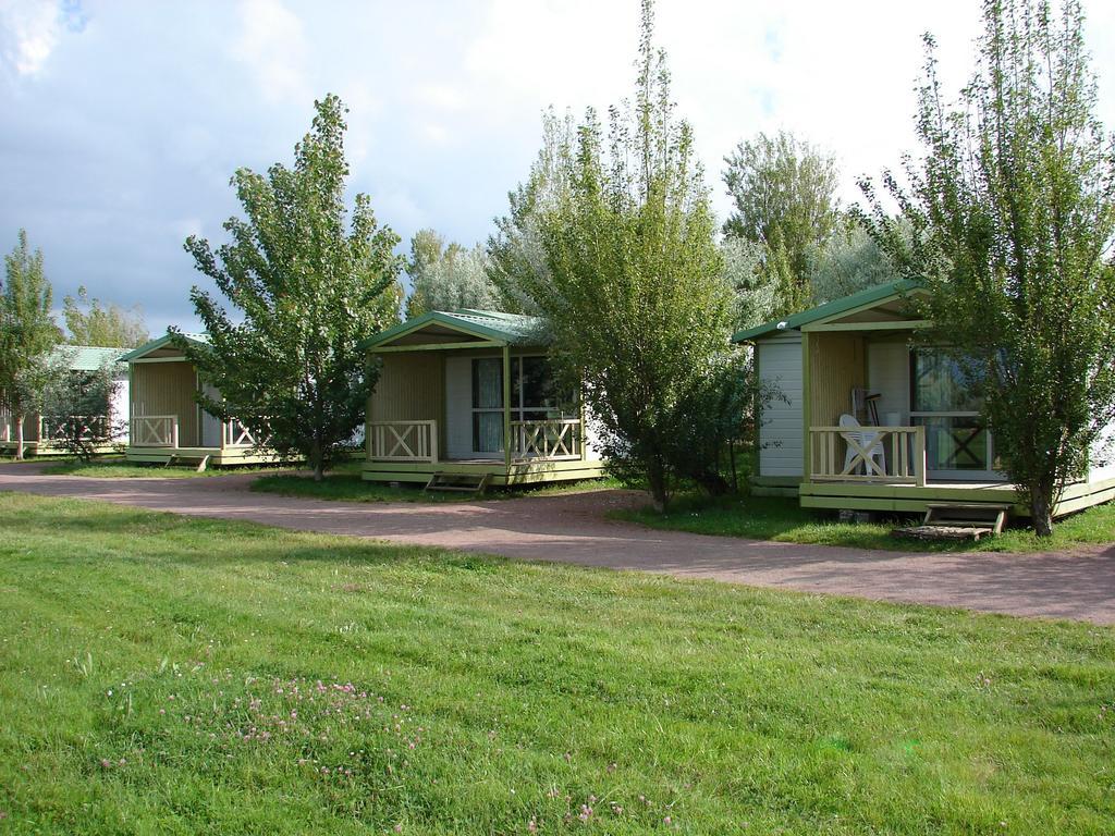 Camping Phare Ouest Saint-Denis-dʼOléron エクステリア 写真